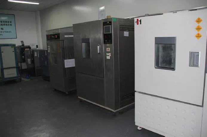 Temperature testing chamber