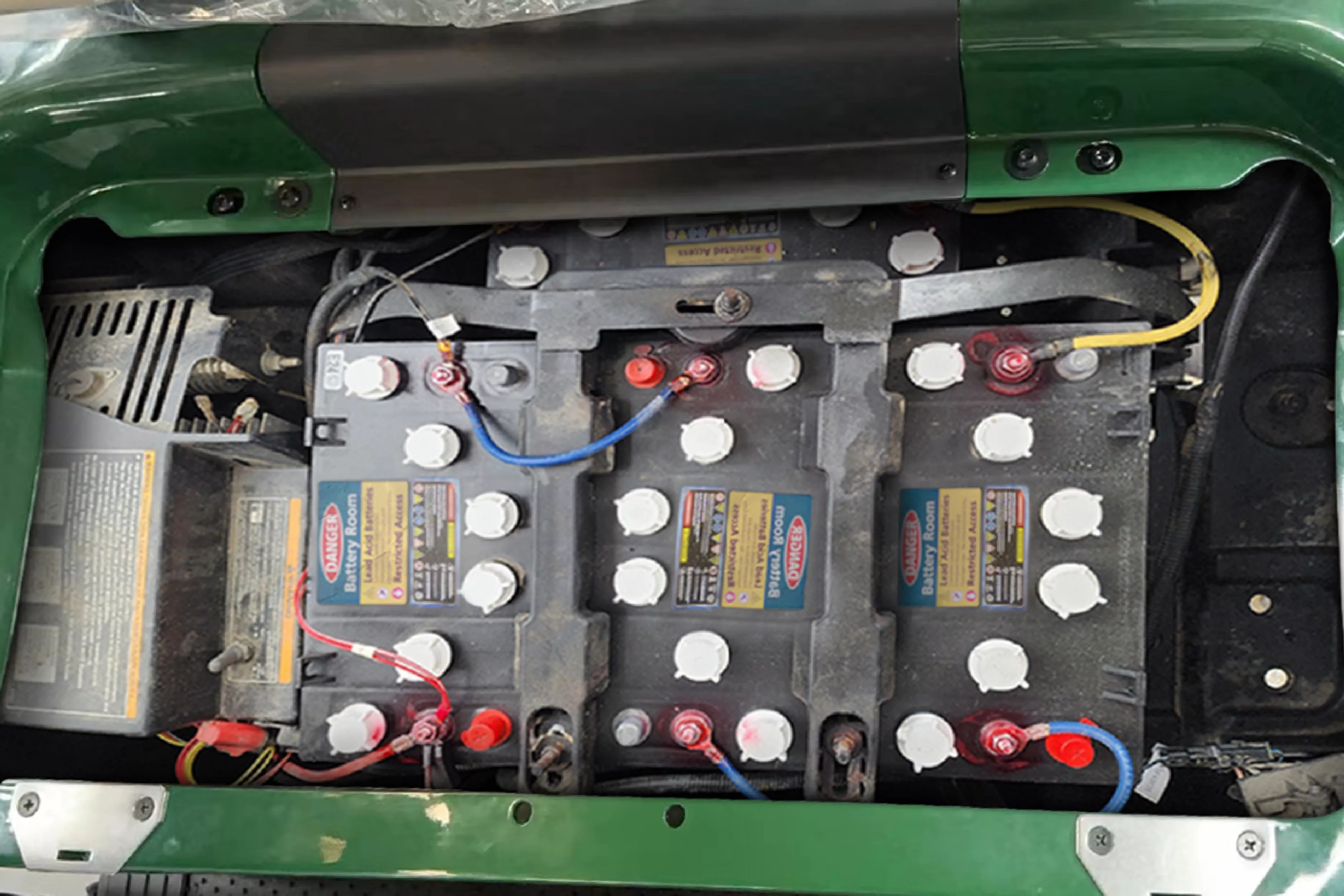 How Easy Is the Wiring Installation with Olelon Lithium Batteries 1